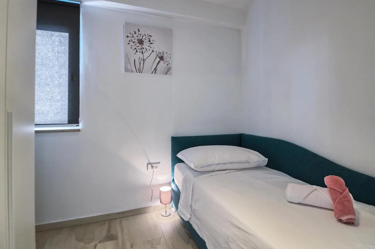 Apartments Macuka- New And Luxury, Near Beach Banjole Croatia