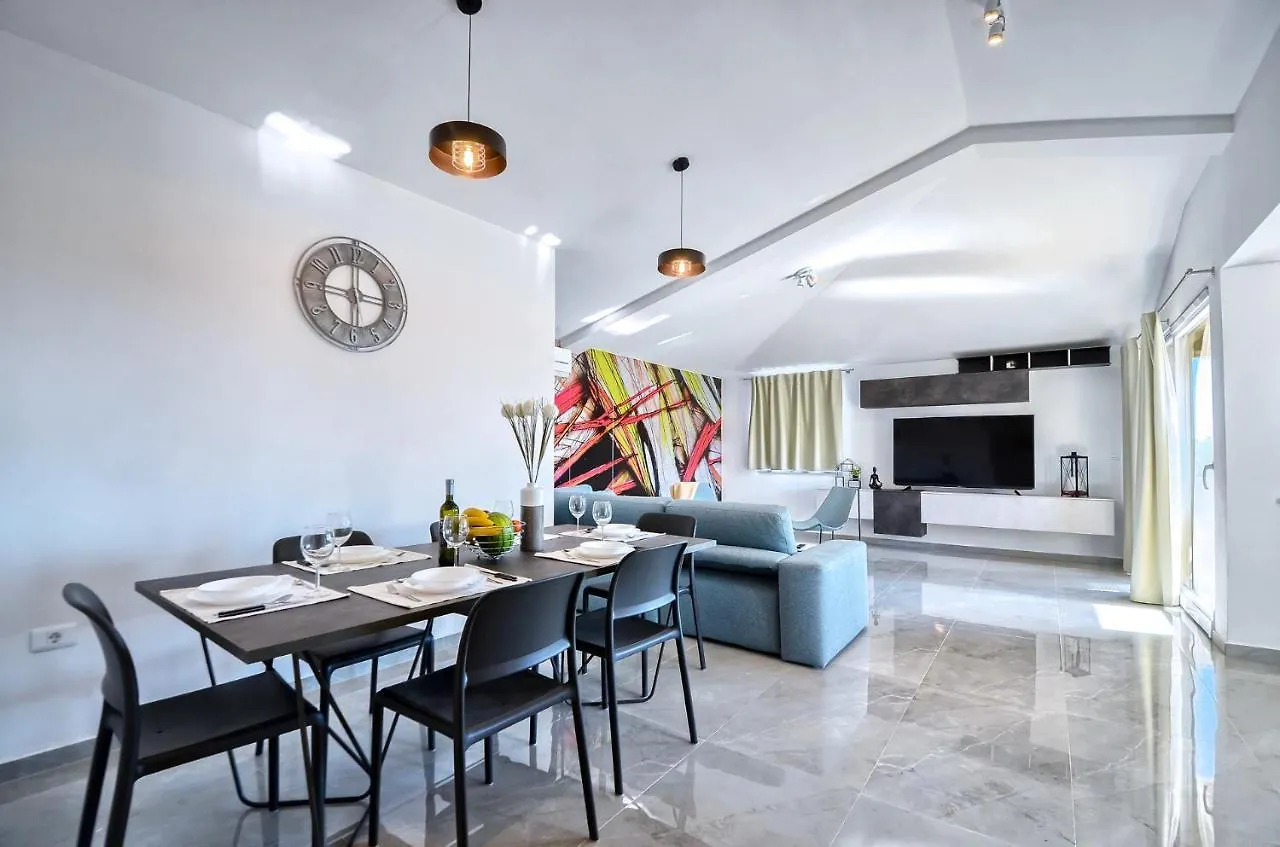 Apartments Macuka- New And Luxury, Near Beach Banjole
