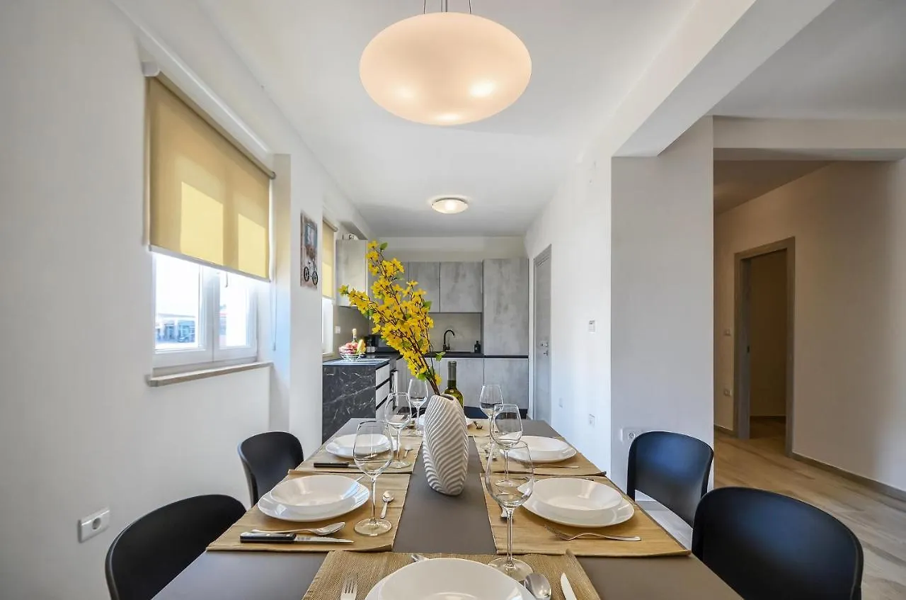 Apartments Macuka- New And Luxury, Near Beach Banjole