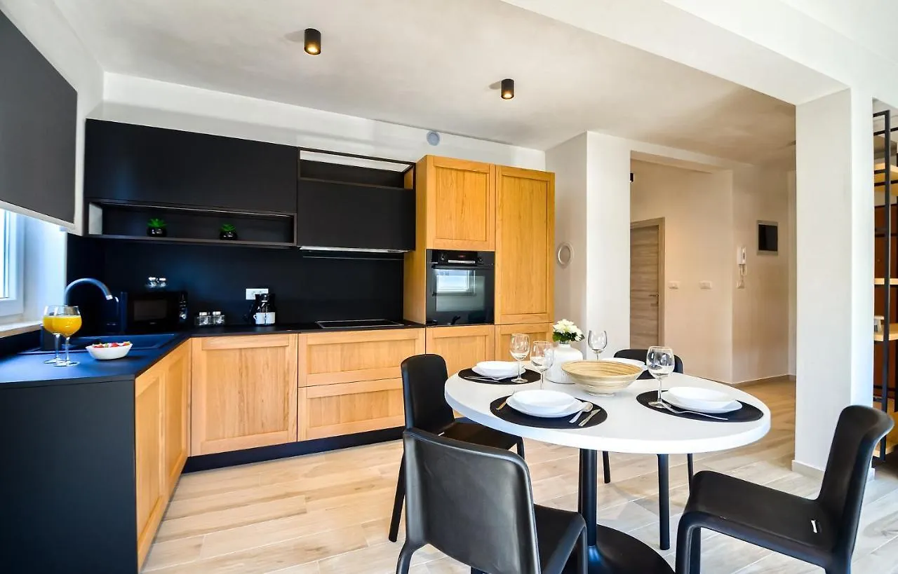 Apartments Macuka- New And Luxury, Near Beach Banjole